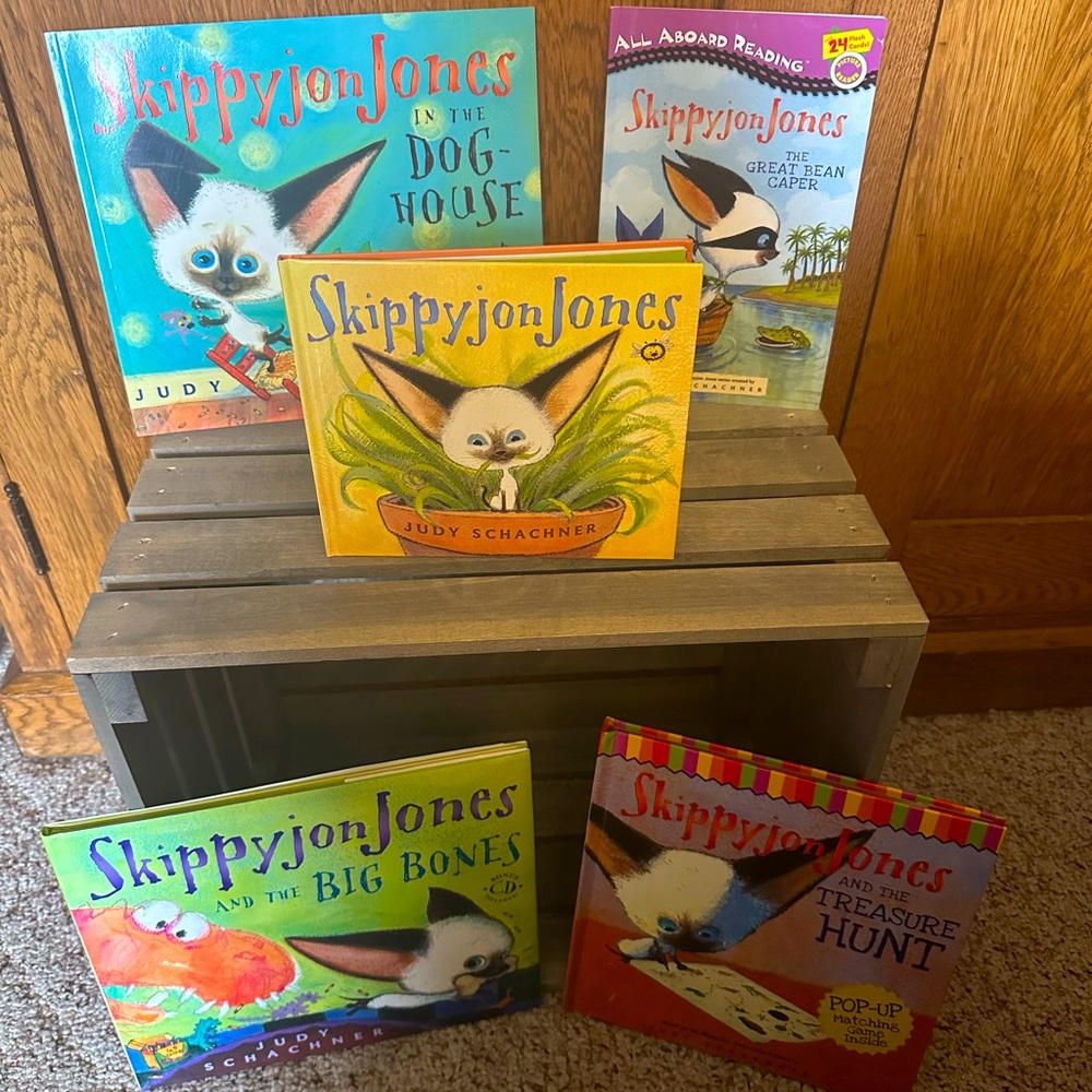 “Skippyjon Jones” Children’s Books - Qty: 5